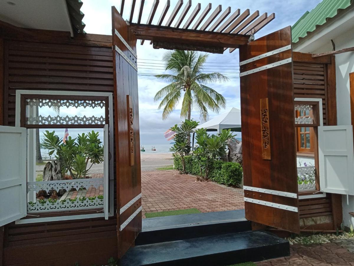 The Beach Boutique Resort Ban Pak Nam Pran Eksteriør billede