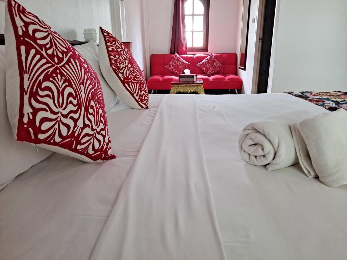 The Beach Boutique Resort Ban Pak Nam Pran Eksteriør billede