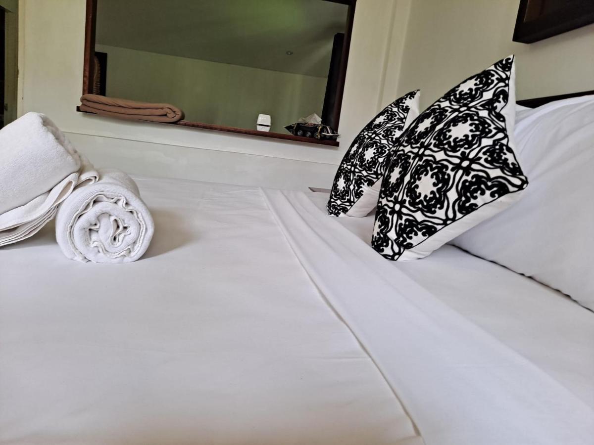 The Beach Boutique Resort Ban Pak Nam Pran Eksteriør billede